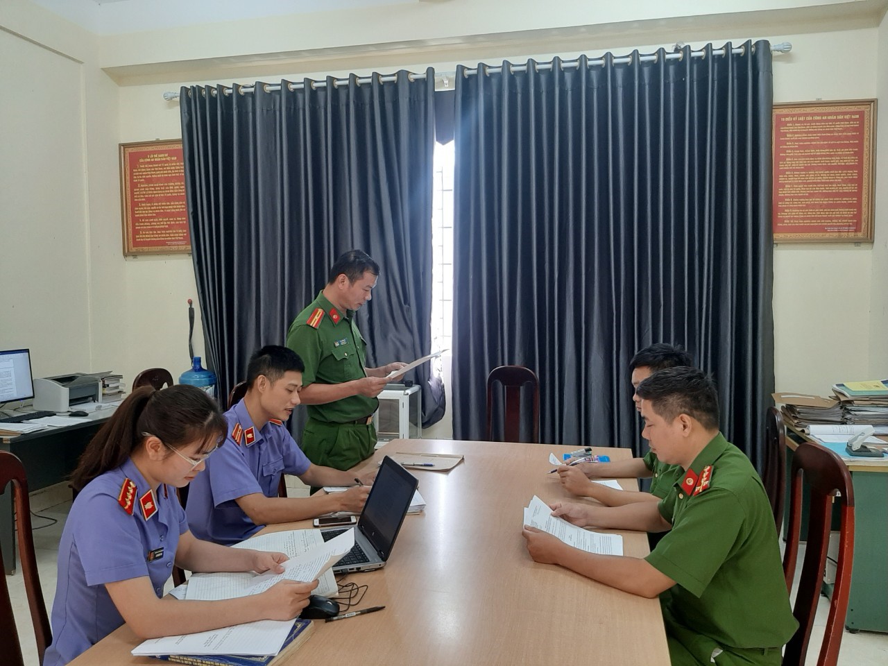 Trực tiếp kiểm sát công tác giải quyết khiếu nại, tố cáo trong hoạt động tư pháp tại Cơ quan Cảnh sát Điều tra – Công an huyện Nậm Nhùn năm 2022