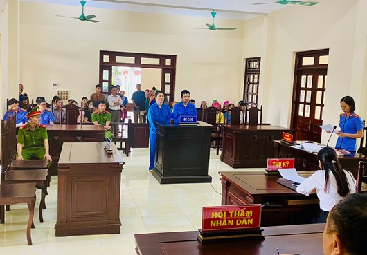 VKSND huyện Tân Uyên phối hợp tổ chức phiên tòa hình sự rút kinh nghiệm