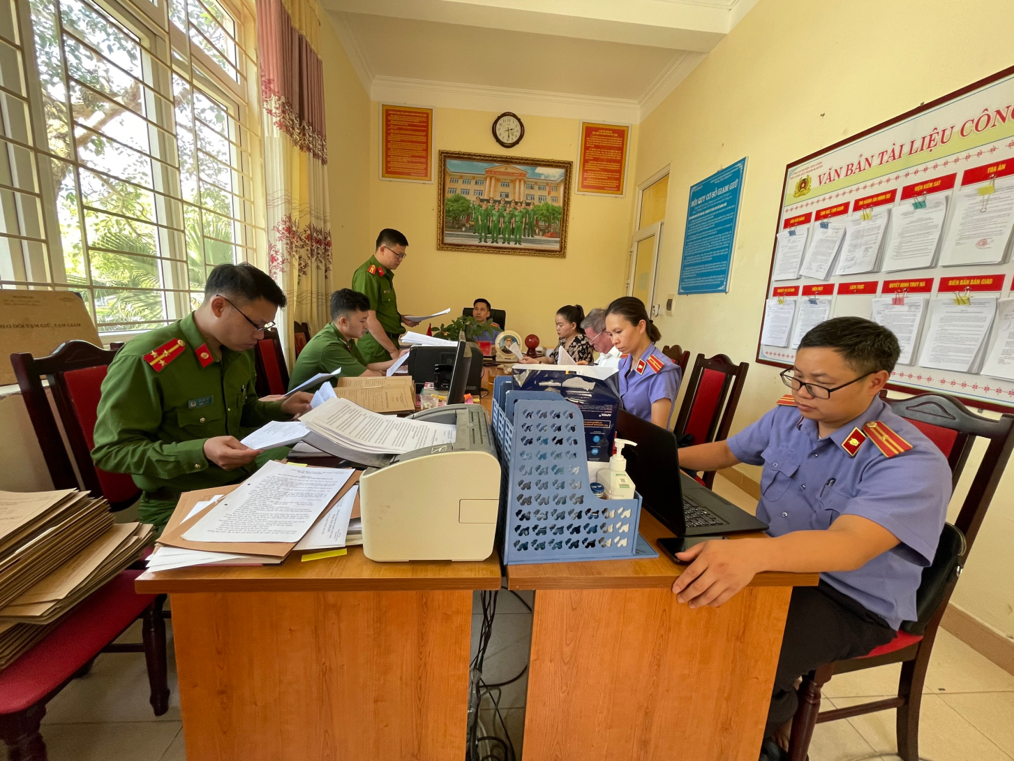 Kiểm sát trực tiếp Nhà tạm giữ 6 tháng đầu năm 2023