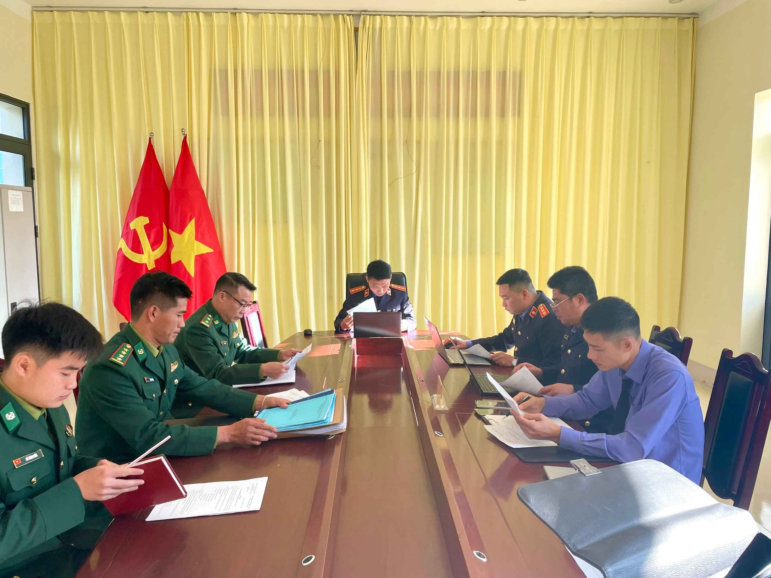 VKSND Khu vực 3 - Lai Châu tăng cường kiểm sát việc tiếp nhận, giải quyết nguồn tin về tội phạm, bắt tạm giữ và thi hành án hình sự tại cơ sở