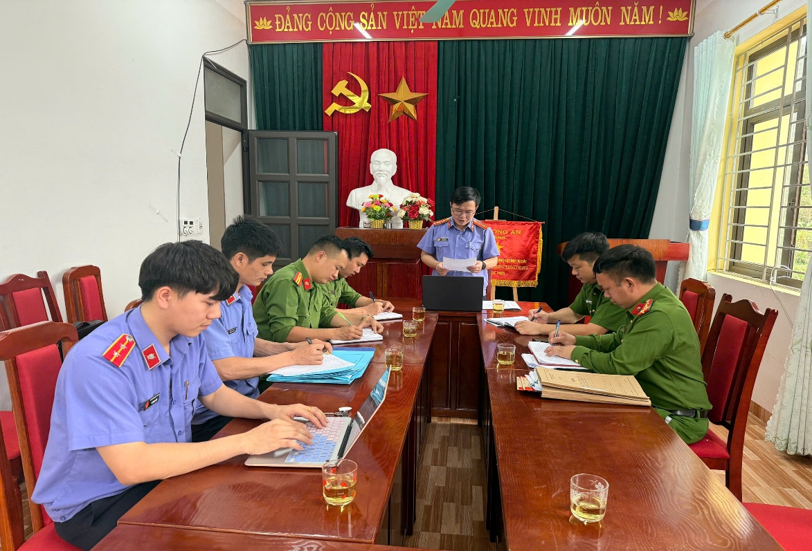 Viện kiểm sát nhân dân khu vực 1 -  Lai Châu trực tiếp kiểm sát công tác tiếp nhận, phân loại, xử lý, giải quyết nguồn tin về tội phạm tại Công an xã Khun Há, tỉnh Lai Châu