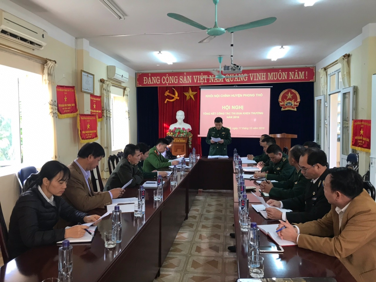 Hội nghị tổng kết công tác thi đua khen thưởng khối Nội chính huyện Phong Thổ năm 2018
