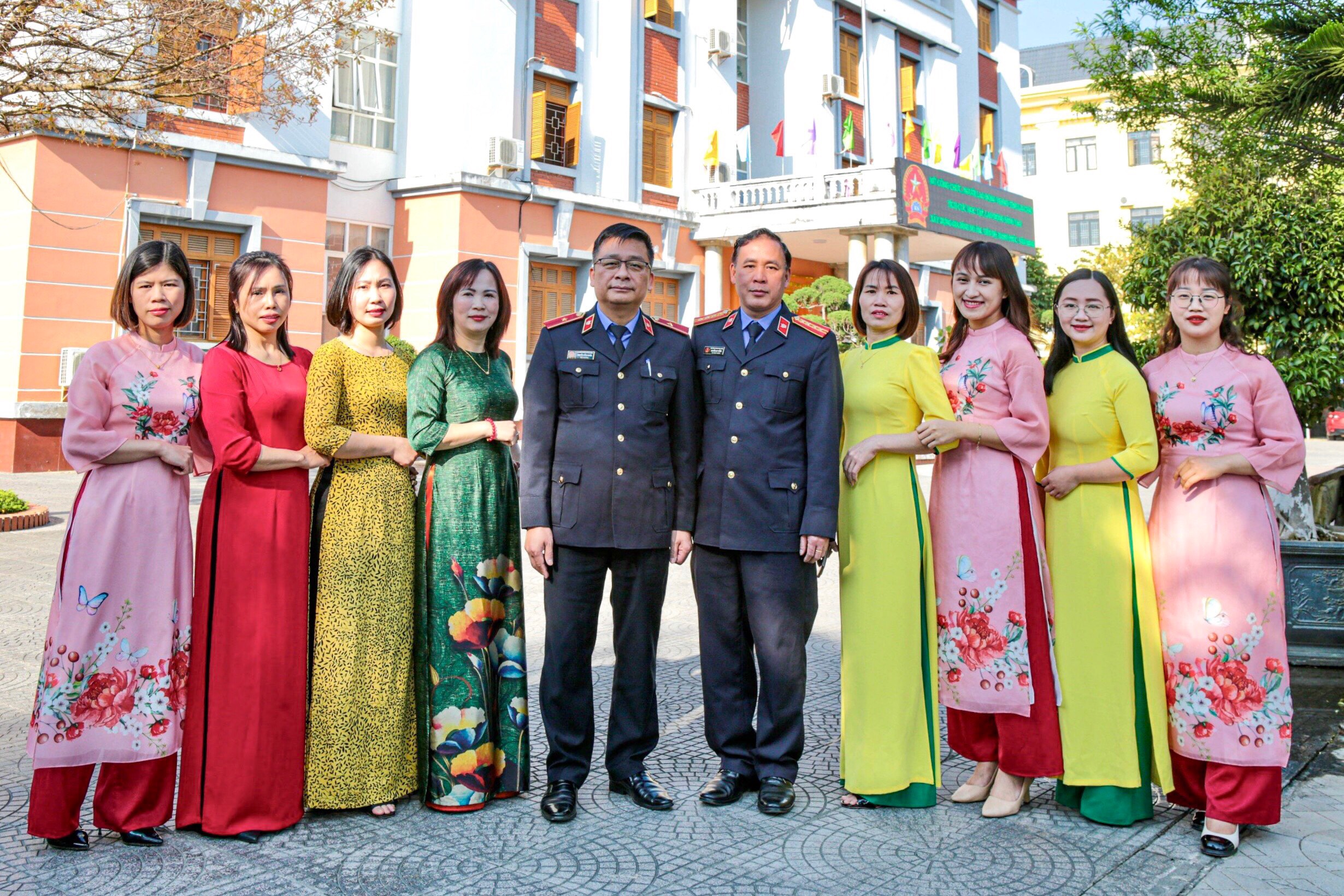 Viện kiểm sát nhân dân tỉnh Lai Châu hưởng ứng "tuần lễ áo dài" nhân kỷ niệm 114 năm kỷ niệm ngày Quốc tế phụ Nữ 08/3