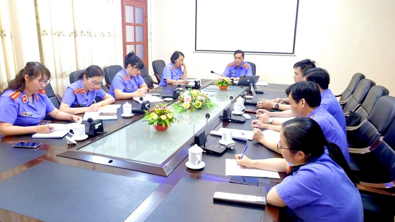 VKSND tỉnh Lai Châu phối hợp tổ chức phiên tòa rút kinh nghiệm trực tuyến hình sự hai cấp